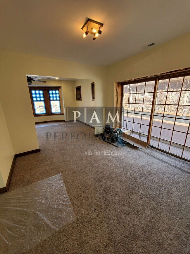 Photo - 5525 W North Ave Unit A