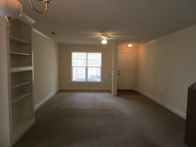 Photo - 1045 Cutleaf Dr