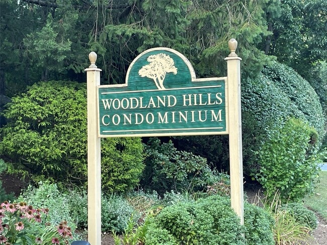 Building Photo - 214 Woodland Hills Rd Rental
