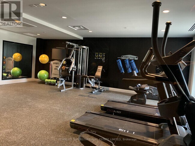 Photo - 95 Dundas St W Unité 204