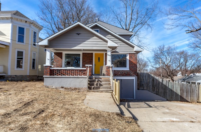 Building Photo - COMING SOON! 3 Bed 2 Bath Independence hom... Rental