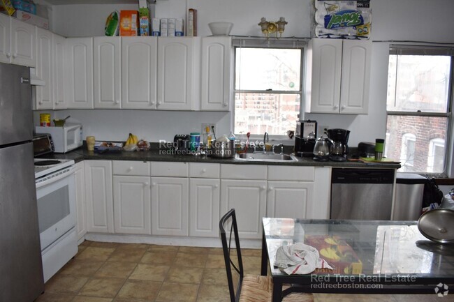 Building Photo - 10 Parker Hill Ave Unit 3 Rental