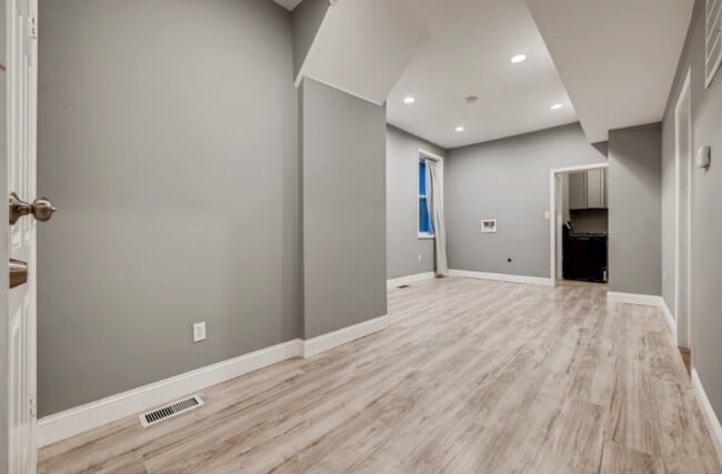 Sala de estar - 2814 Montebello Ter Unidad Apt A