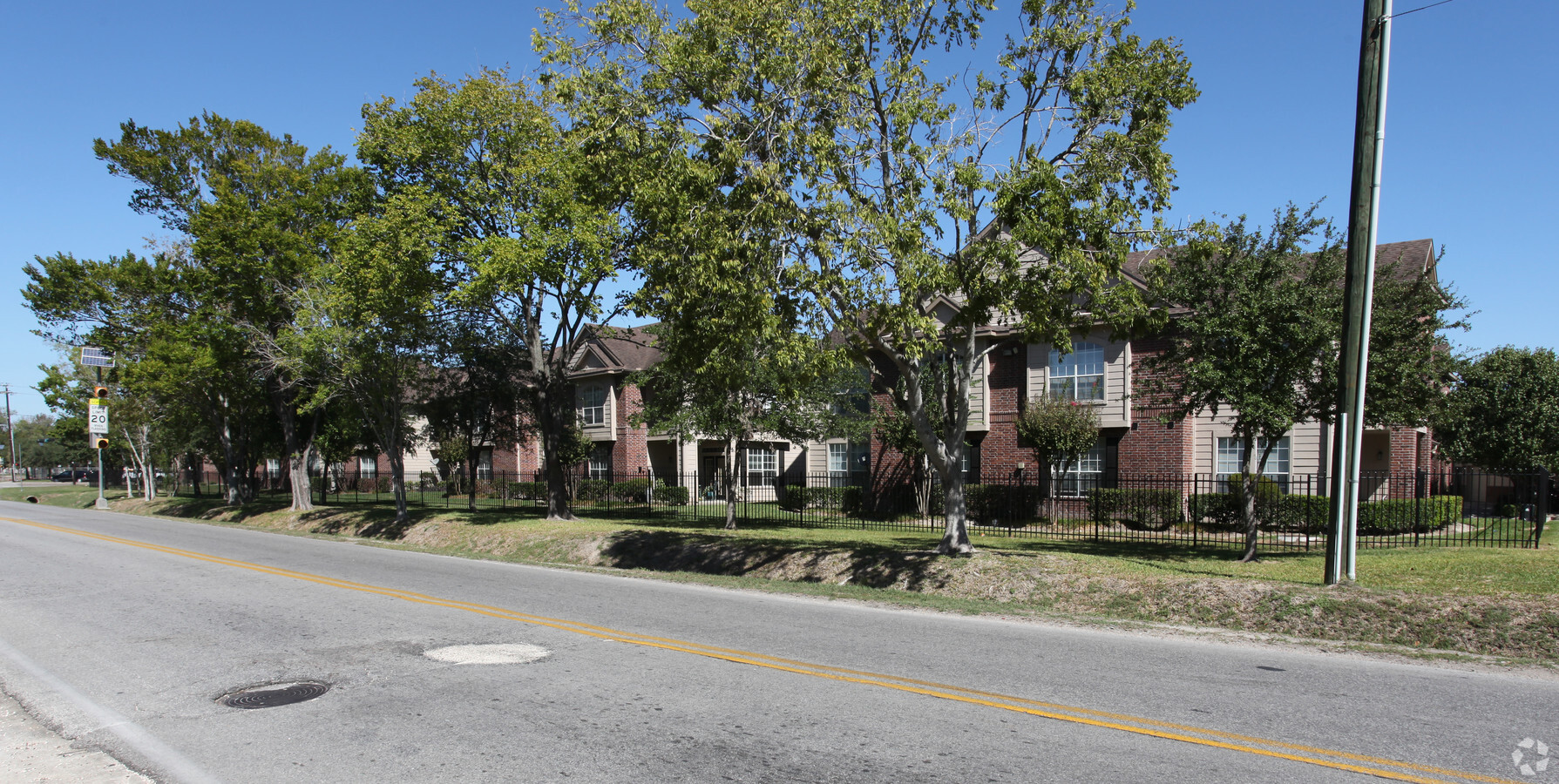 The Shoreham - The Shoreham Apartments