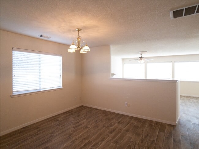 Building Photo - 21843 Grassy Hill Ln