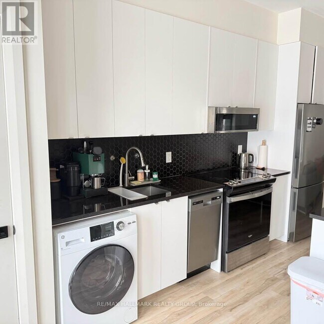 Photo - 25 Grant St Unit 101