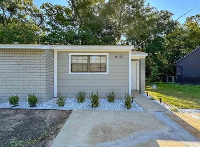 Photo - 6133 Greenon Ln