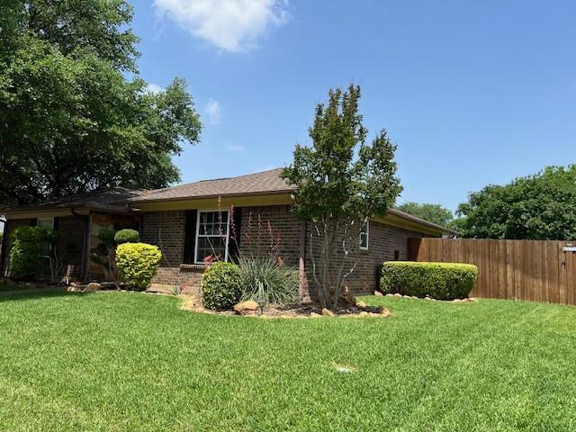 Photo - 1401 Fieldstone Ct E