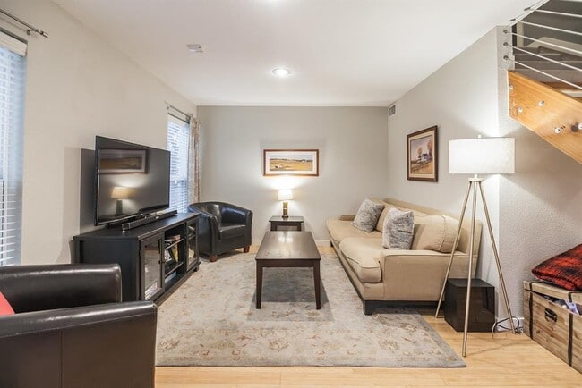 Photo - 3214 Clawson Rd