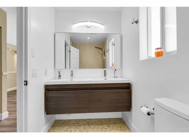 Photo - 4213 Landar Dr N