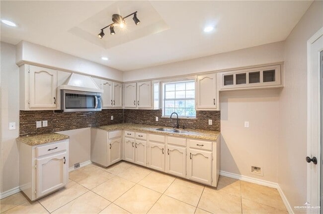 Photo - 12 N 29th St