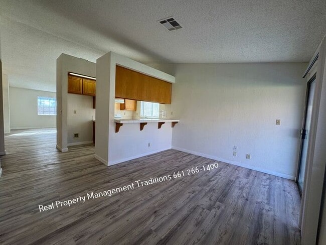 Photo - Great 4 + 2 in Rosamond!