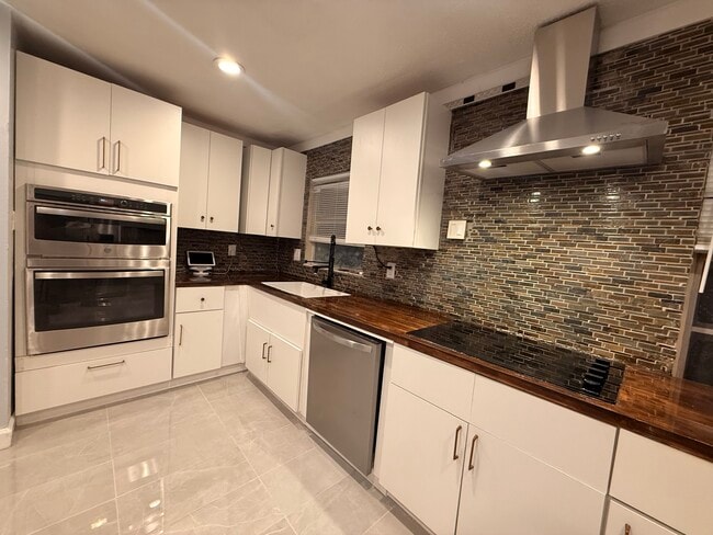 Photo - 7210 Manhattan Dr Unit 1322