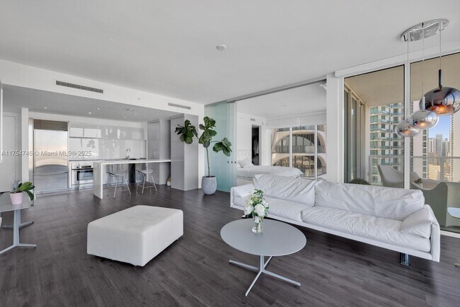 Photo - 1040 Biscayne Blvd Unit 2507