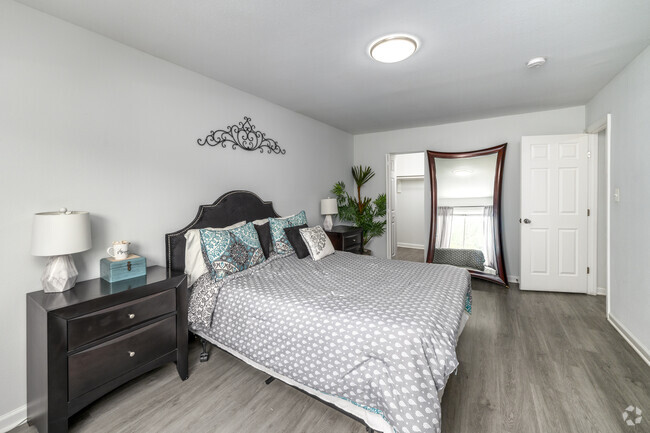 North Hills Apartments