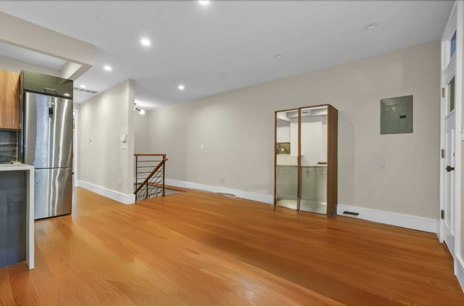 Photo - 312 Clifton Pl