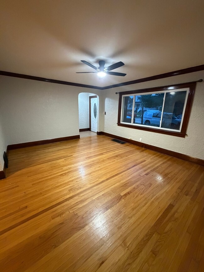 2002 13th Ave Unit 2002
