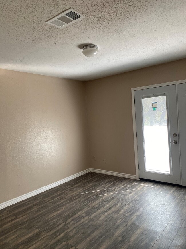 Photo - 7952 Grove Ridge Dr