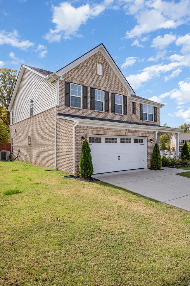 Photo - 971 Fancher Ln