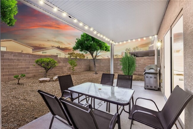 Photo - 9062 Mackanos Ave