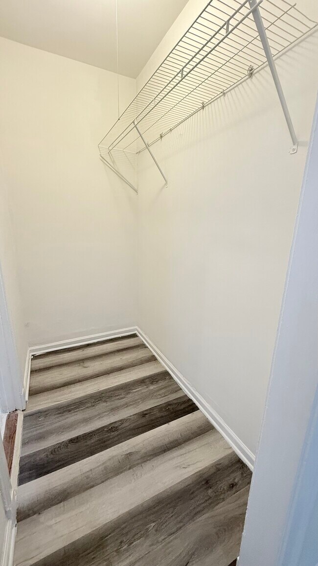 Photo - 839 W Sheridan Rd Unit 205