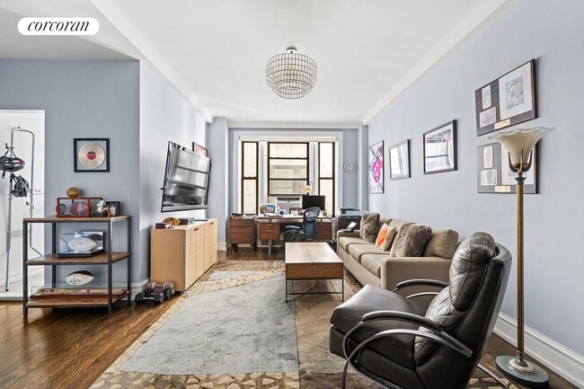 Photo - 525 W End Ave