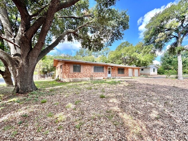 Photo - 3 Bed, 2 Bath Home – Fully Equipped & Move...