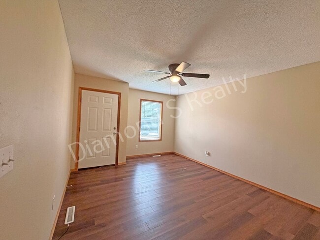 Photo - 1413 W Rainey St