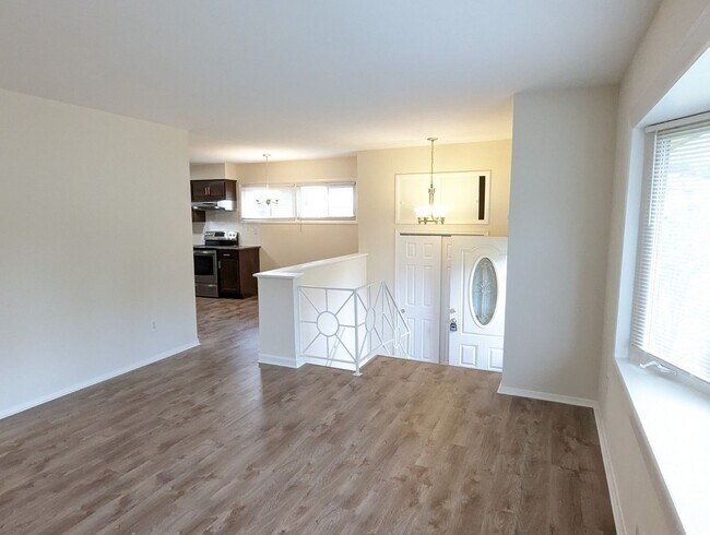 Photo - Split foyer SFH in established neighborhoo...