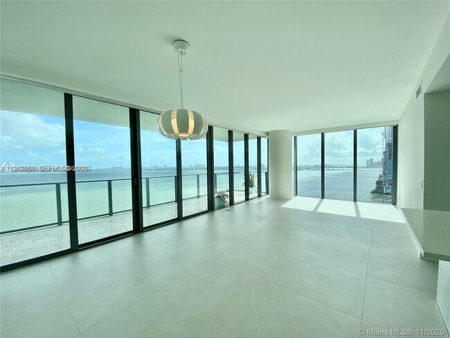 Photo - 3131 NE 7th Ave Unit 2101