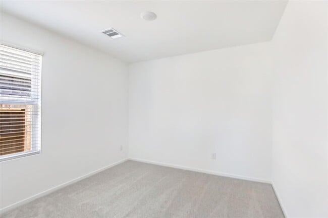 Photo - 736 Zuppino Ln