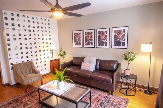 Photo - 1514 16th St SE Unidad SI ID1513153P