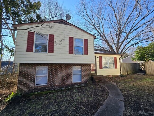 Photo - 7113 Senn Way