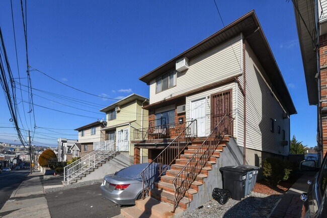 Photo - 1308 46th St Unit 1