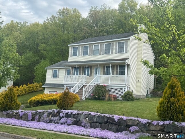 Building Photo - 32 Tyler Hill Rd