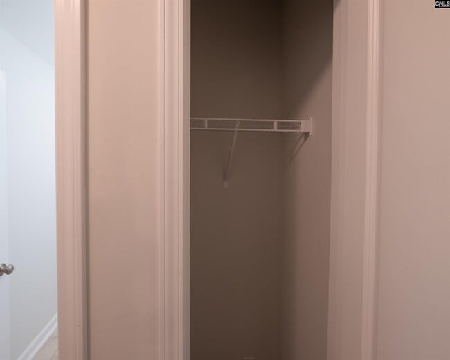 Photo - 433 Eclipse Ln