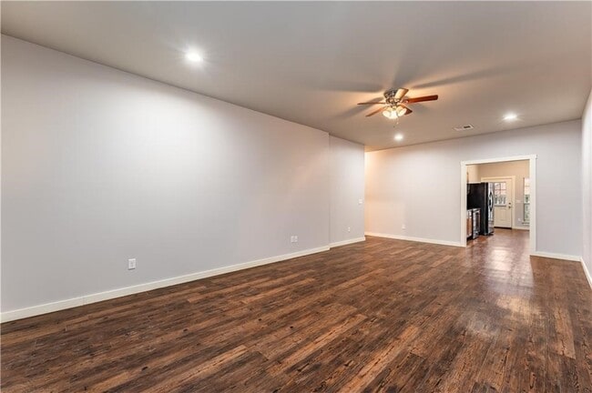 Photo - 317 Copper Oaks Dr