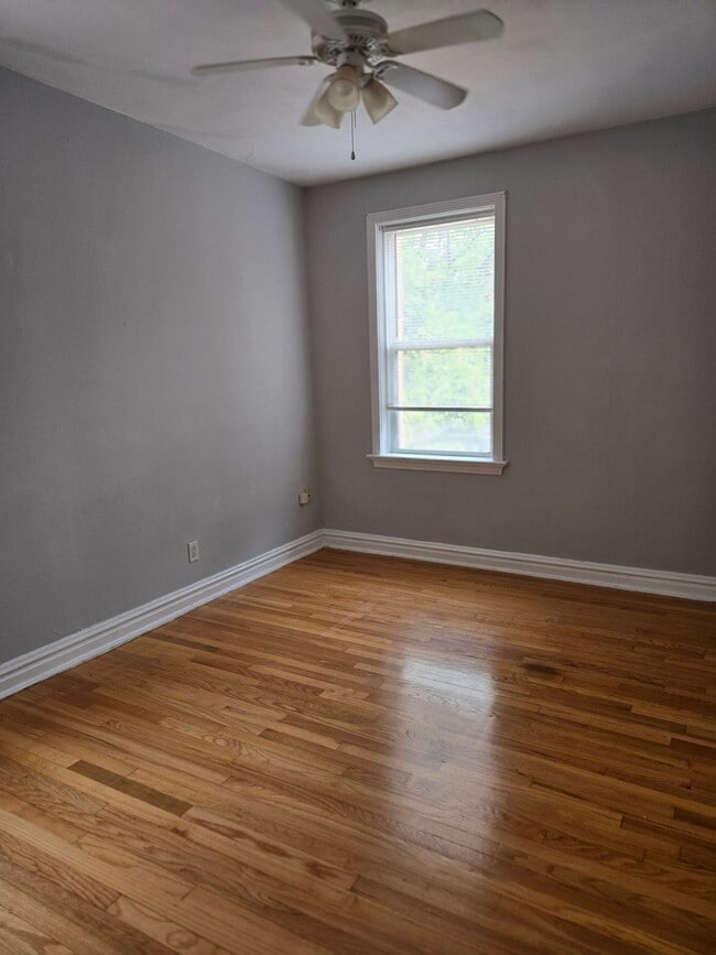 Photo - 749 Westwood Dr