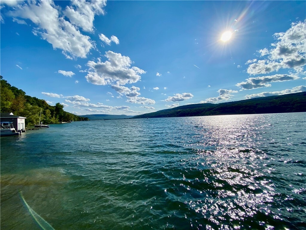 Photo - 1519 S Lake Rd