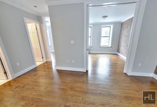 Photo - East 100th Street Unidad 4B