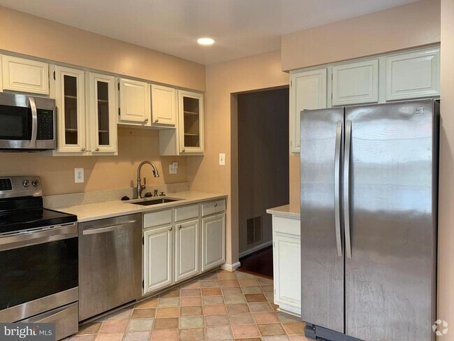 Building Photo - 3027 Mozart Dr Rental