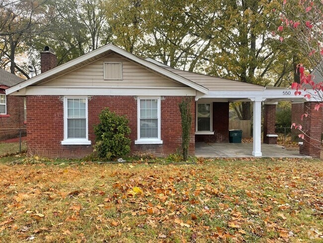 Building Photo - Cute bungalow in the Belt Line area Rental