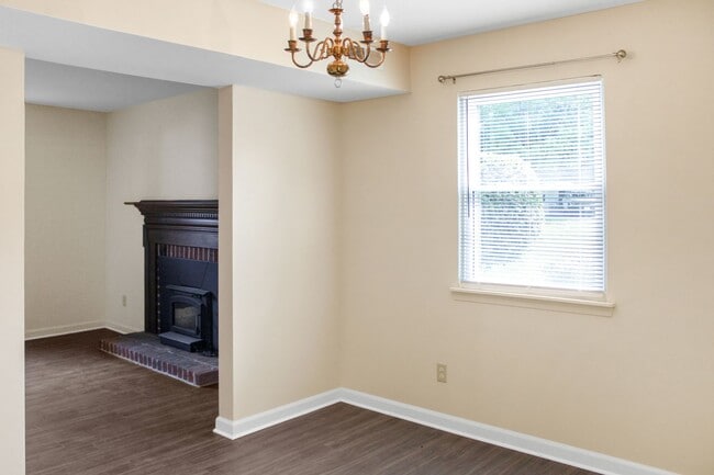 Photo - End-unit Townhouse with large yard