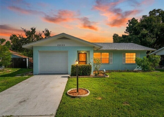 Photo - 2855 Dueby St