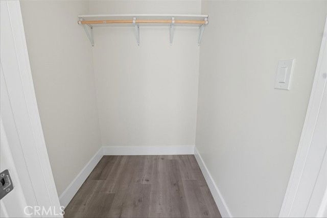 Photo - 19258 Strathern St