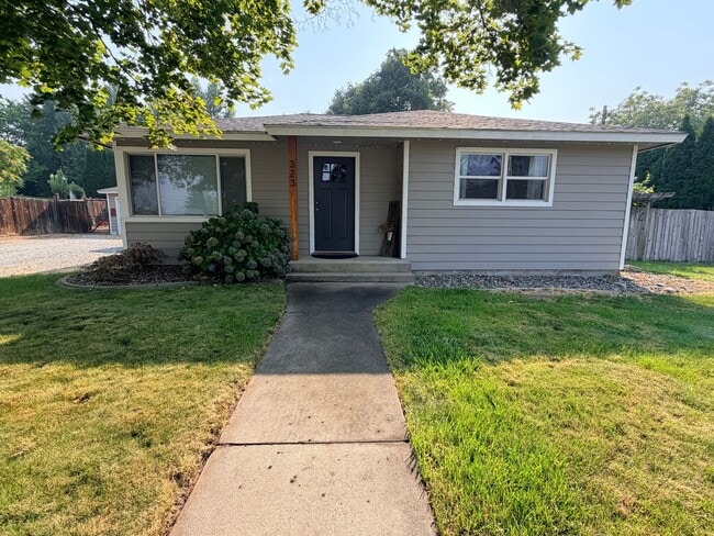 Photo - 323 N Kentucky Ave