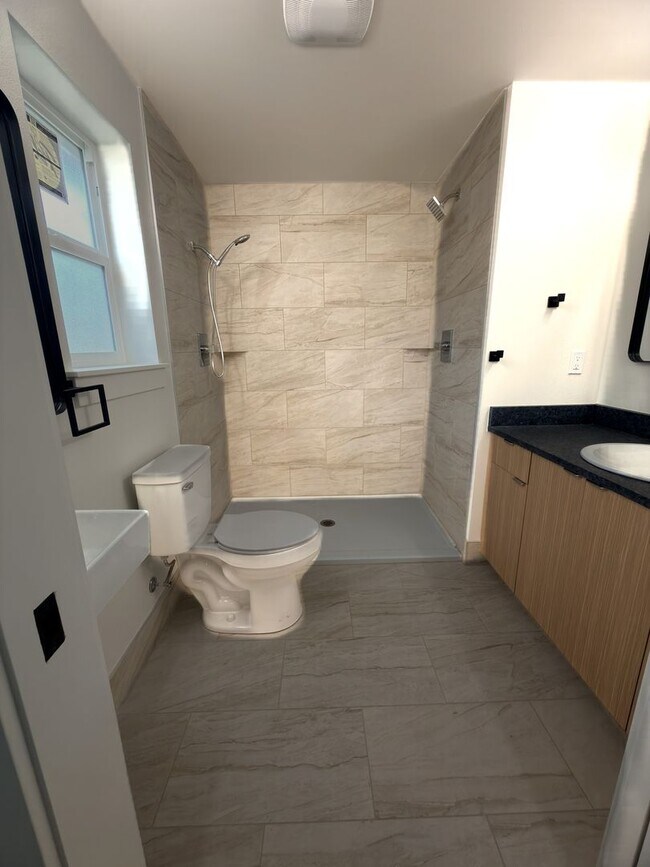 Photo - 37th Court Duplex Unit 1182