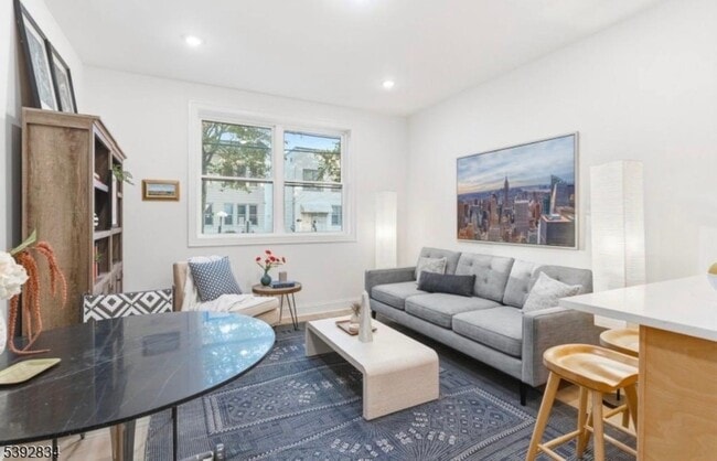 Photo - 111 Clarke Ave