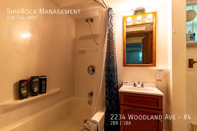 Photo - 2234 Woodland Ave Unit #4