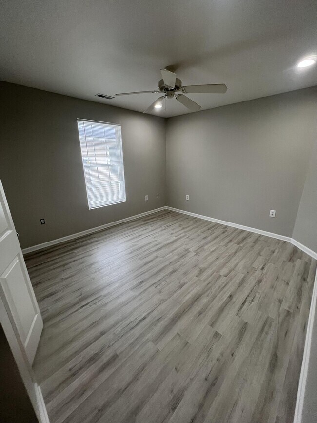 Photo - 706 N Prospect Ave